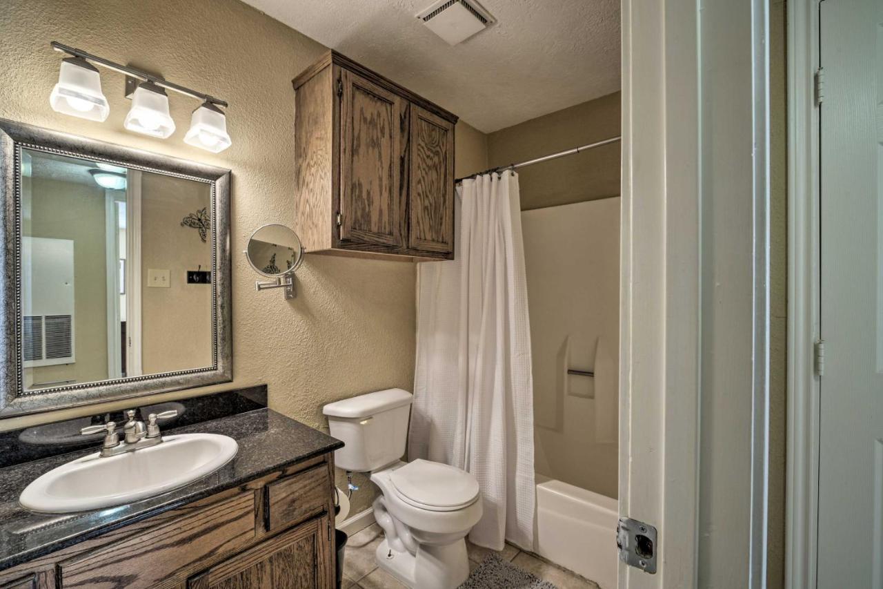 Апартаменти Game Day Retreat Pool Access, 2 Mi To Texas A And M Колледж-Стейшен Екстер'єр фото